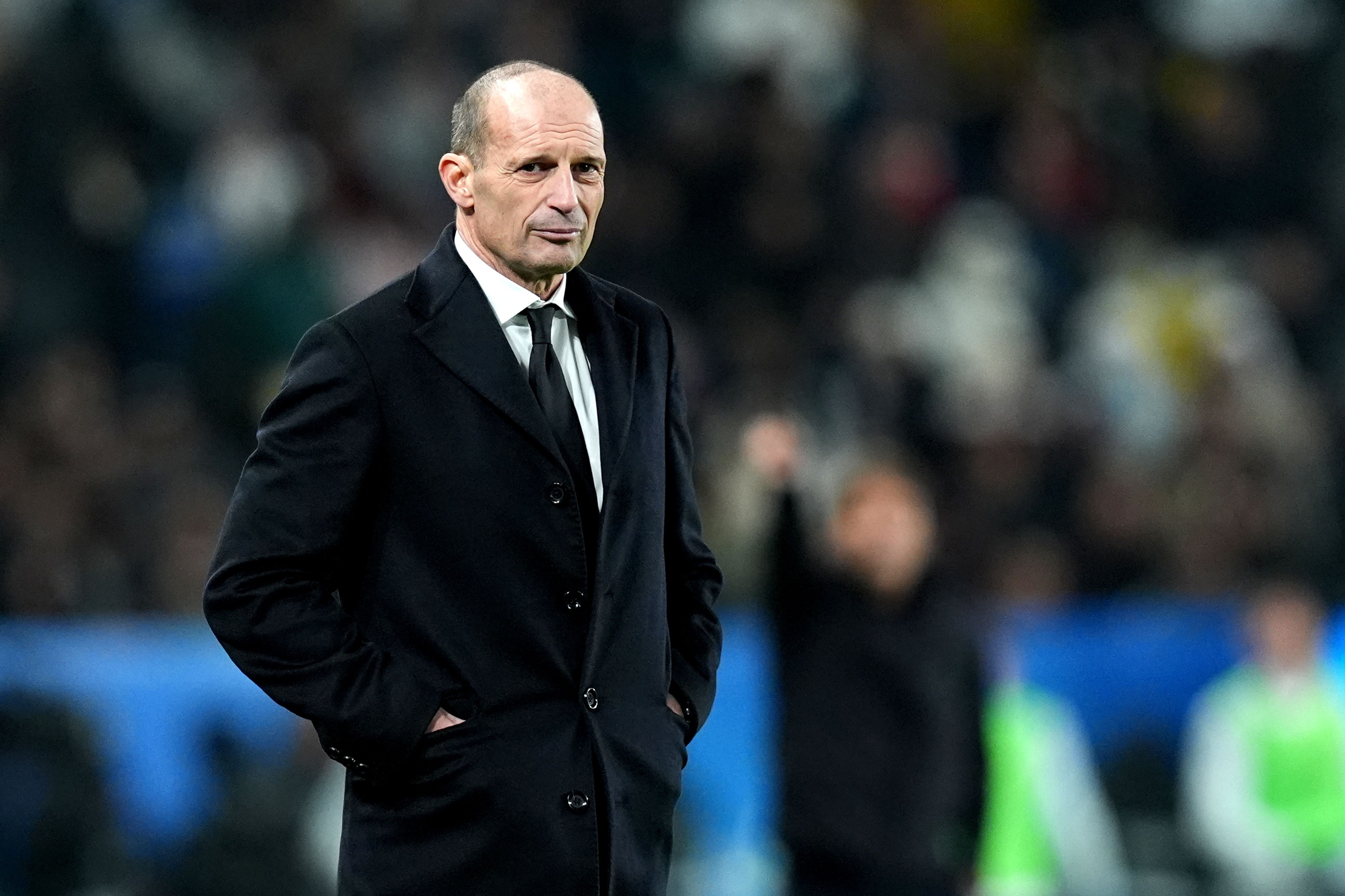 开云-阿莱格里：上半场比赛节奏过于疯狂，对手赢下了每一次身体对抗